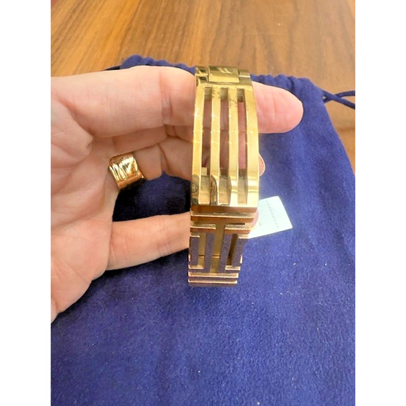 Tory Burch Fitbit Flex Bracelet Bangle – Gold Tone Metal – Geometric Design NEW - Picture 5 of 11